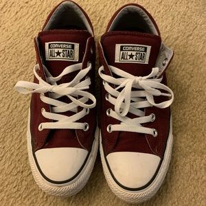 Maroon converse